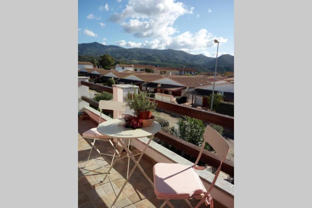 Appartamento con piscina comune. Viddalba Esterno foto