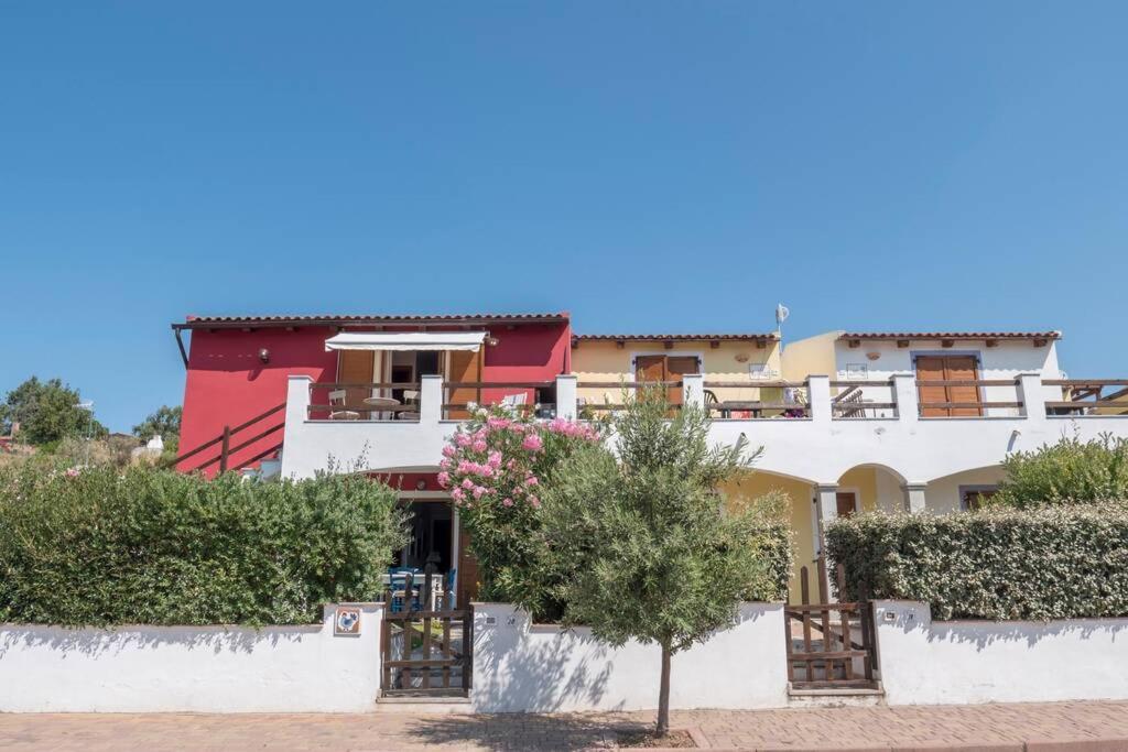 Appartamento con piscina comune. Viddalba Esterno foto